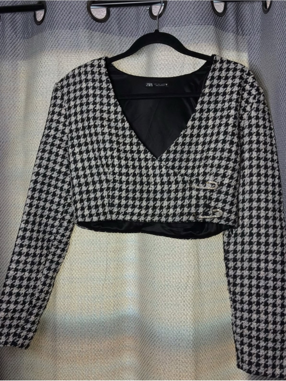 Zara Black & White Houndstooth Crop Top
